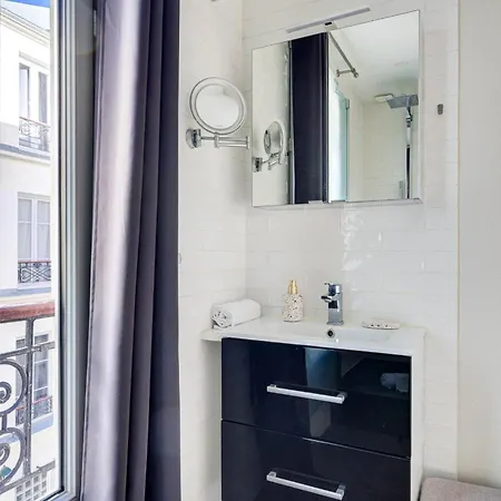 Eiffel Tower & Invalides - 1br - Cityapartmentstay Appartamento *